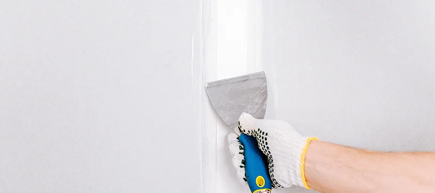 Crack Filling & Wall Repairs